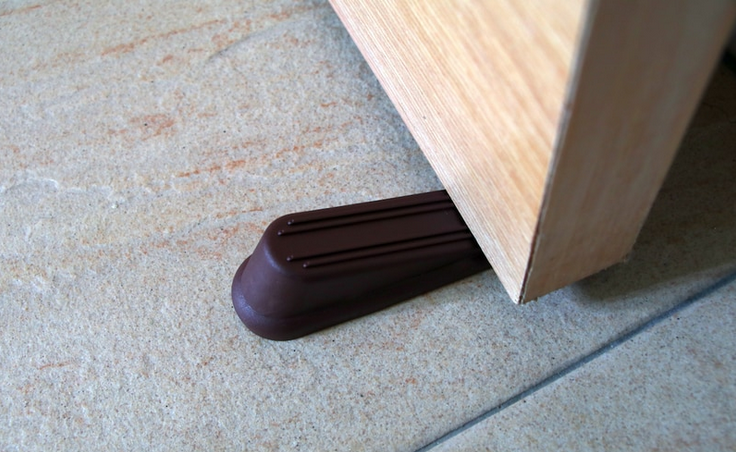 Different Types of Door Stoppers & Their Usage.